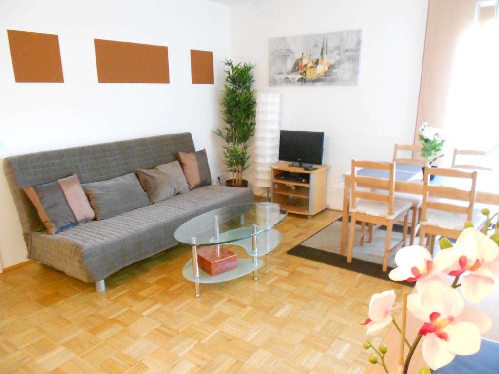 Apartments Hofgarten Ratisbona Habitación foto